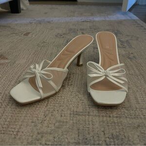 Kitten Heels White Bow